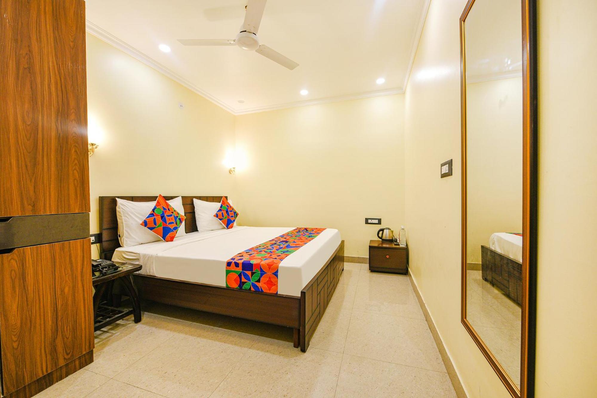 Fabhotel Prime Apple Tree Residency New Delhi Eksteriør bilde