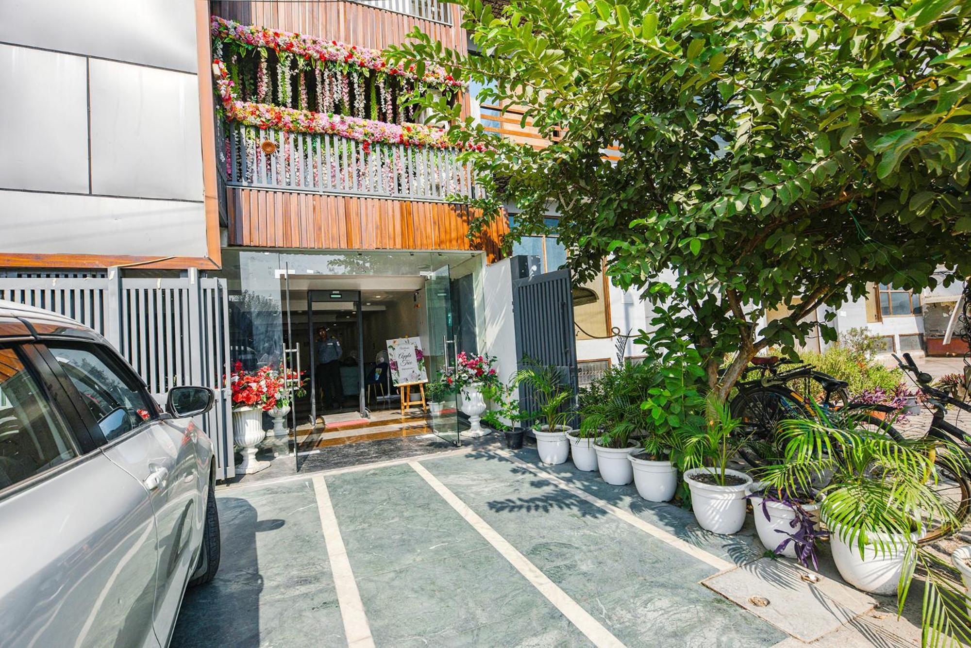 Fabhotel Prime Apple Tree Residency New Delhi Eksteriør bilde